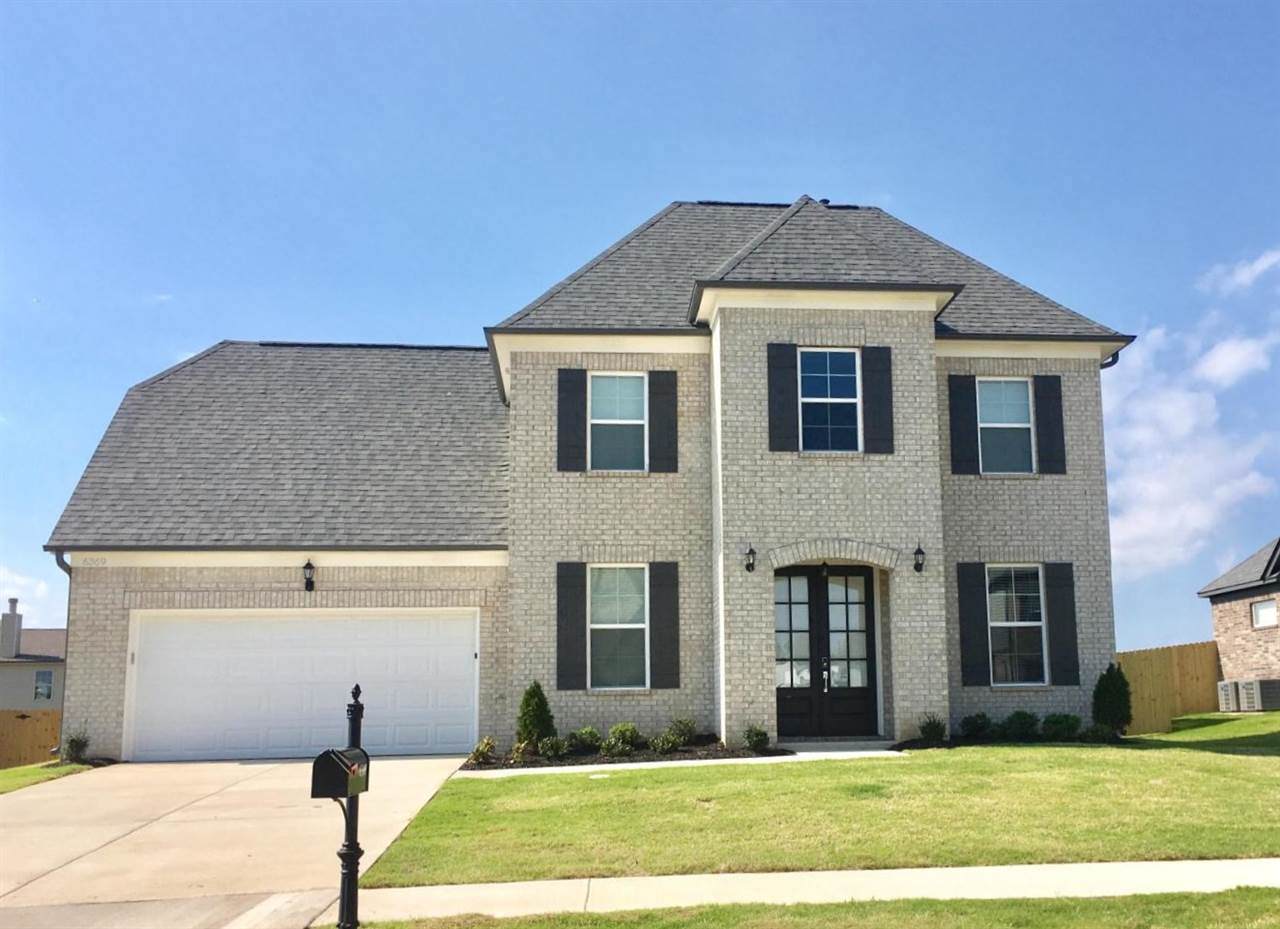 136 Heartland Dr - Photo 1