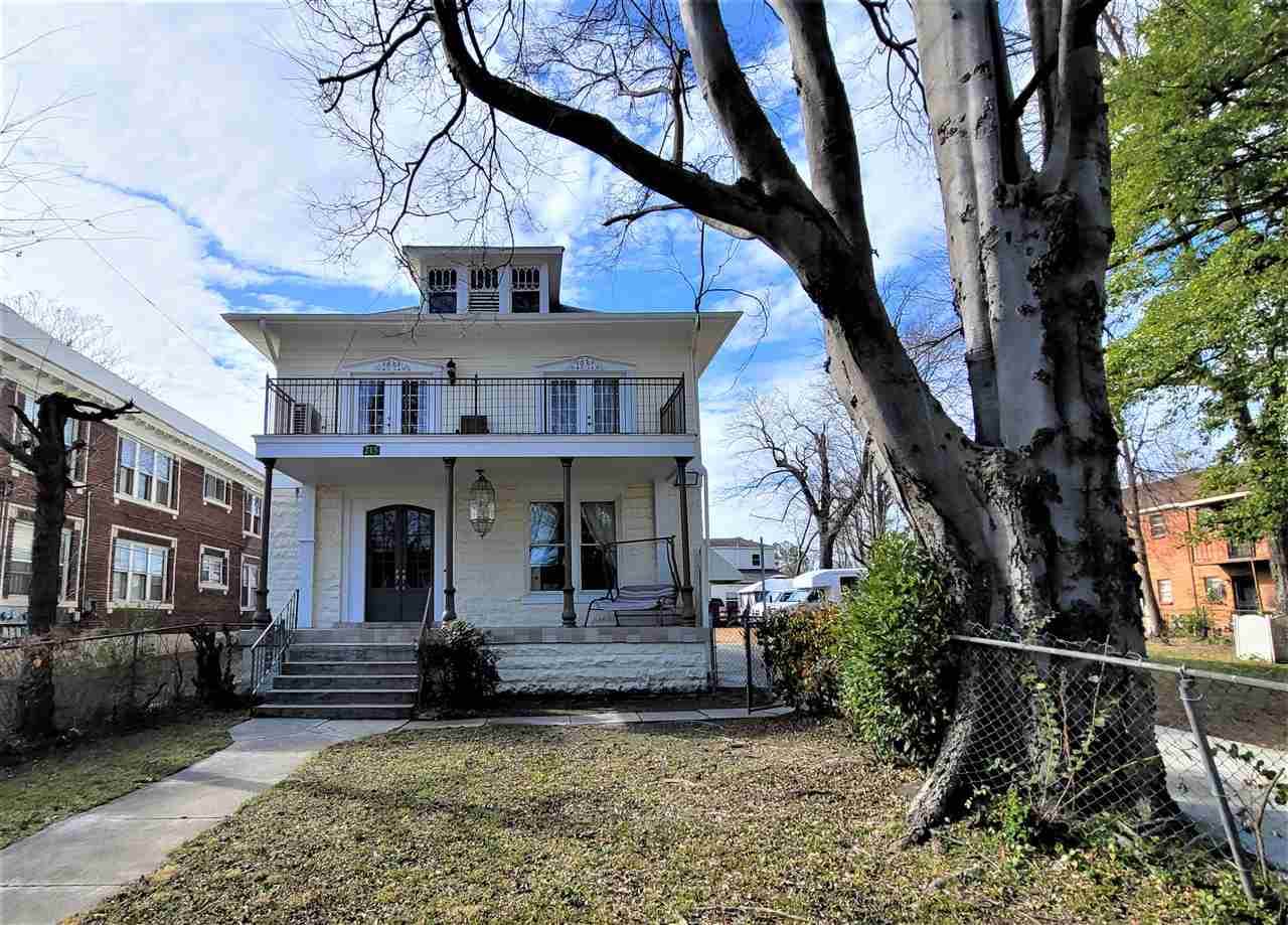 215 Bellevue Blvd - Photo 1