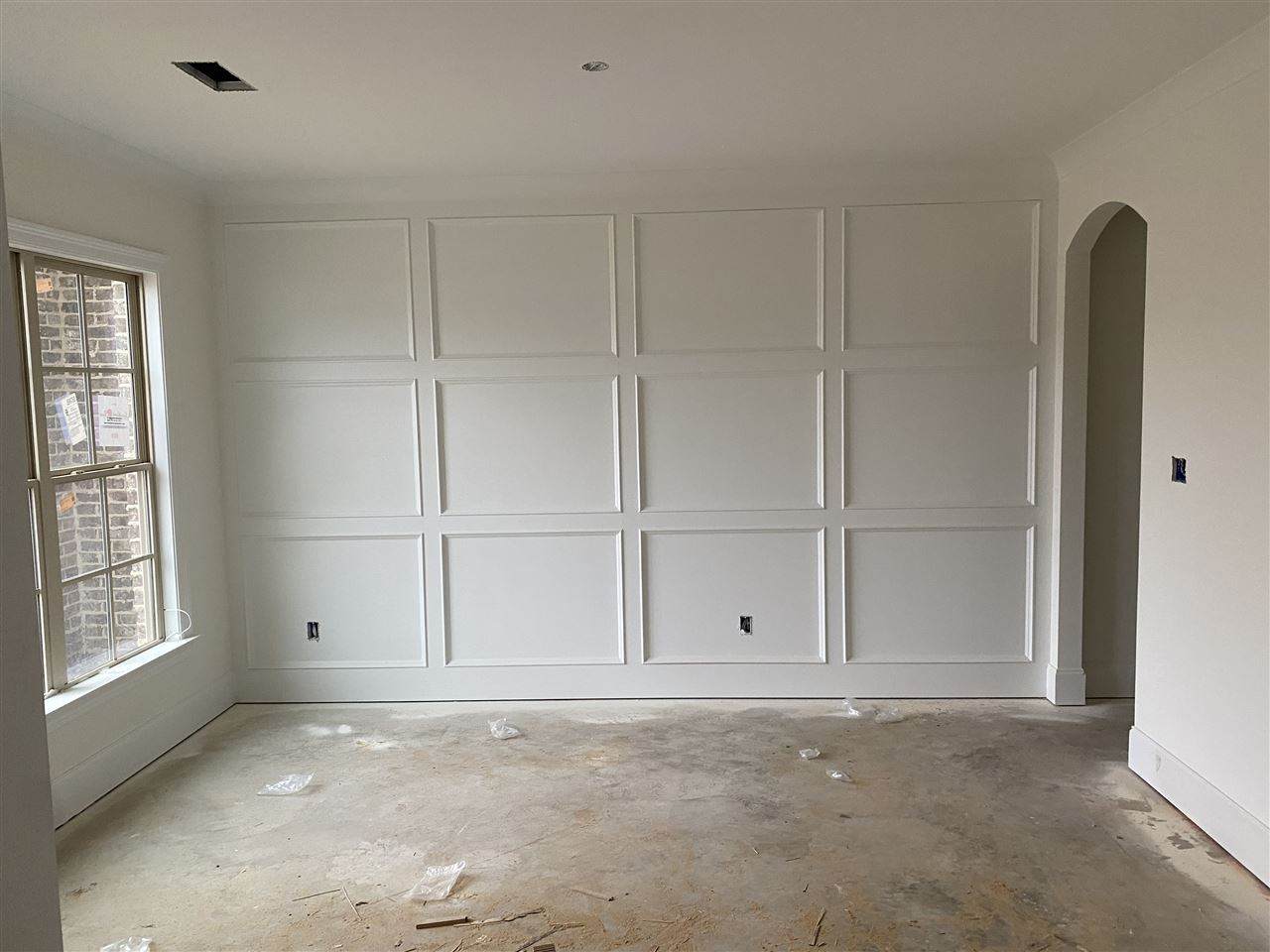 1345 Belfair Dr - Photo 1
