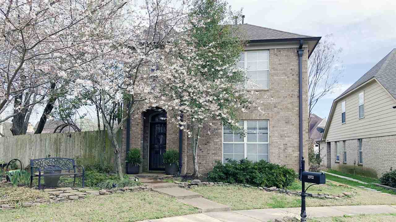 1372 Broadstone Cv - Photo 1