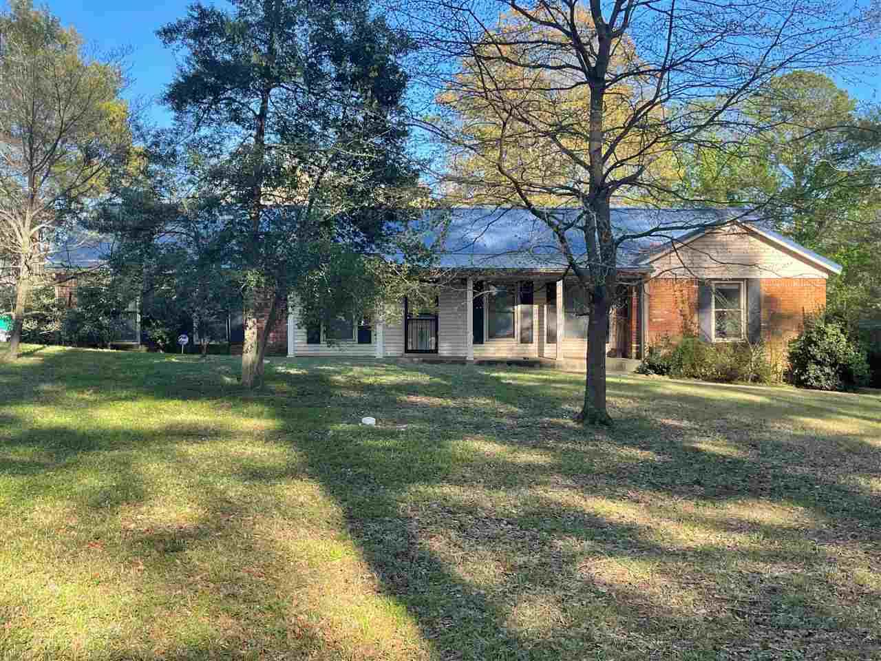 5695 Crestview Dr - Photo 1