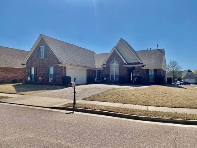 5465 Brayton Dr - Photo 1