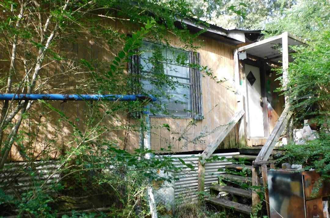 150 Sharon Dr - Photo 1