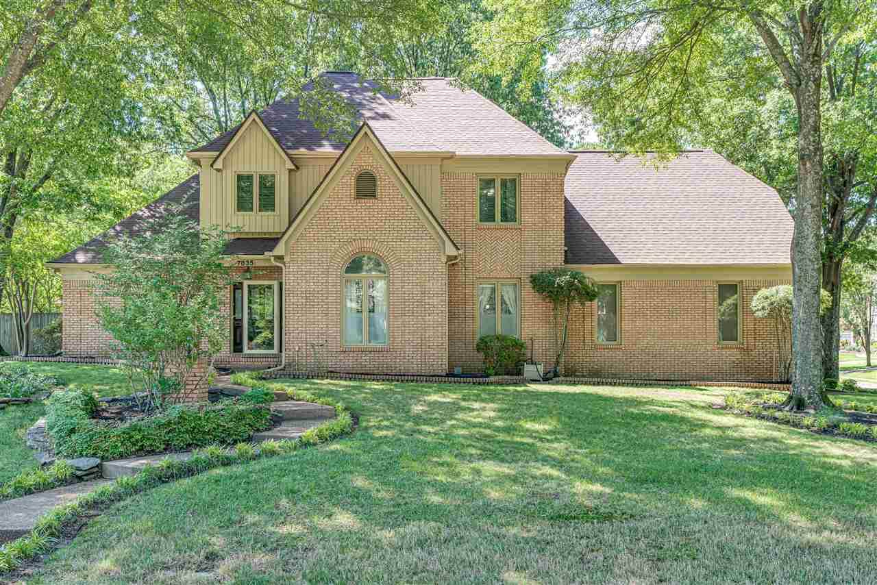 7835 Woodchase Dr - Photo 1