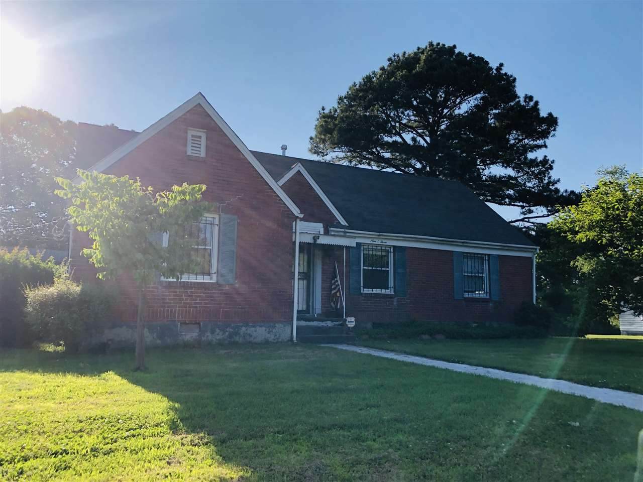 903 Homer St - Photo 1