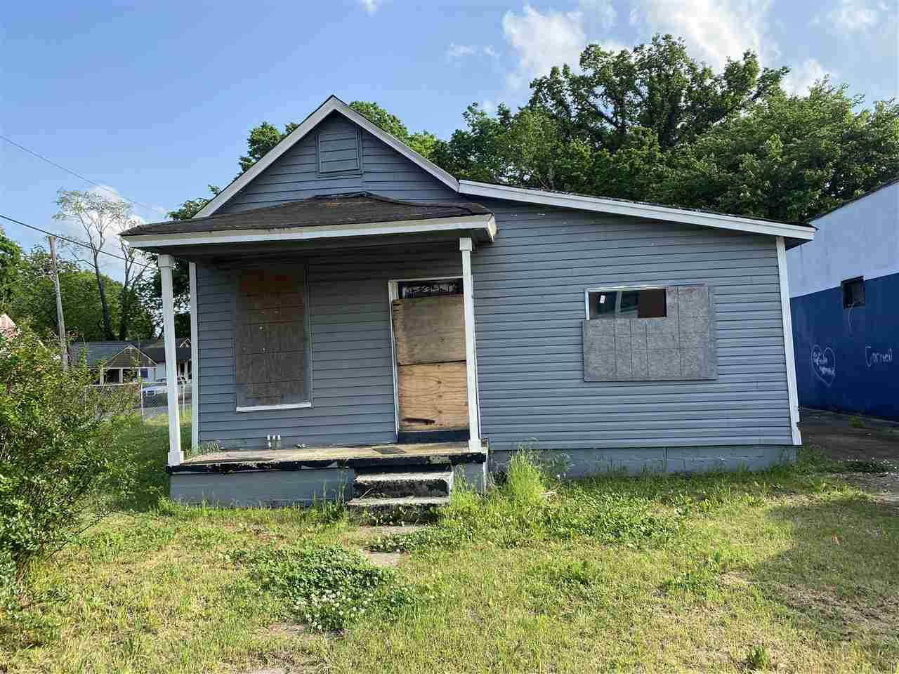 2575 Carnes Ave - Photo 1