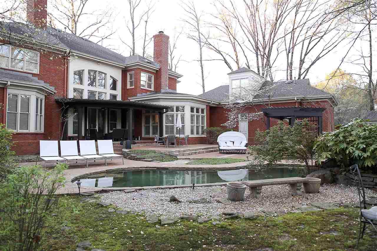 360 Bluff Ridge Cv - Photo 1