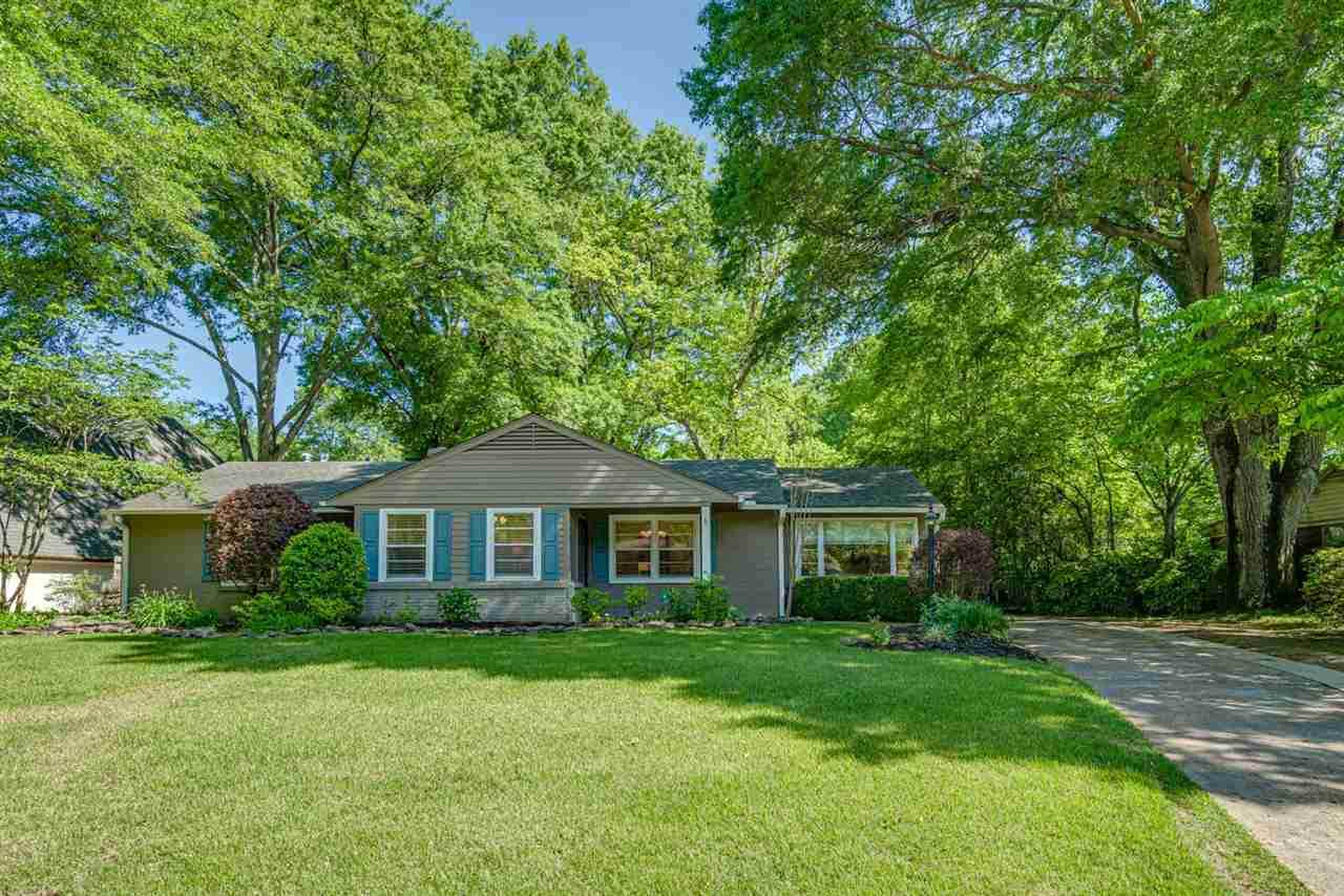 4676 Lorece Ave - Photo 1