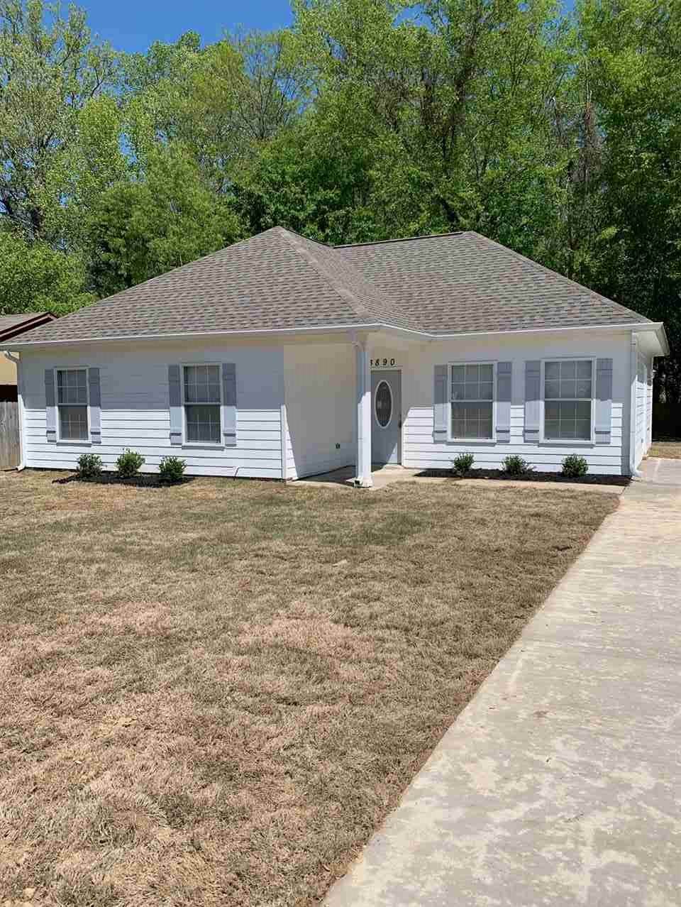 4014 Sandburg Dr - Photo 1