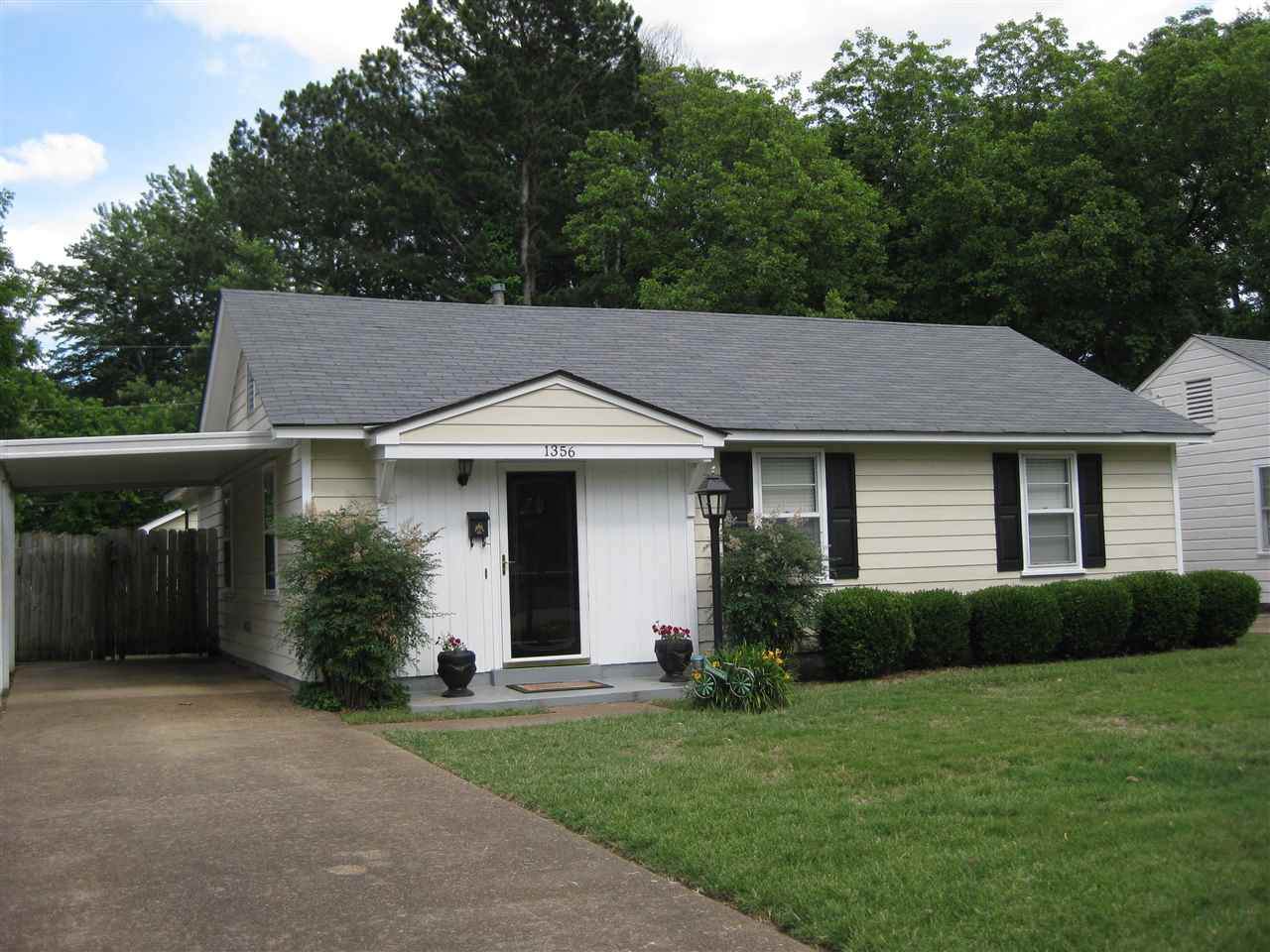 1356 Holliday St - Photo 1