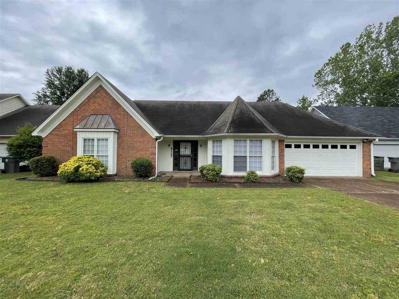 8167 Creekside Cir - Photo 1