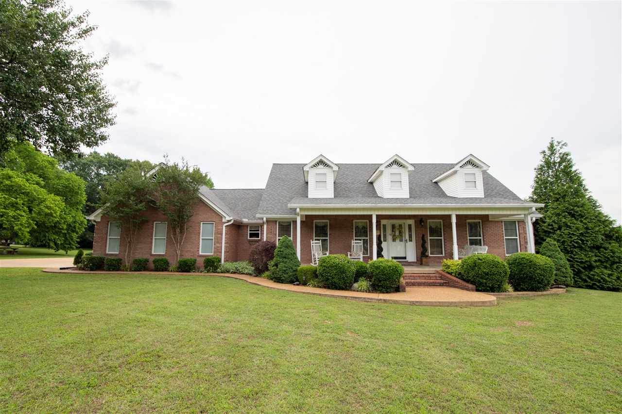 105 Autumn Ln - Photo 1