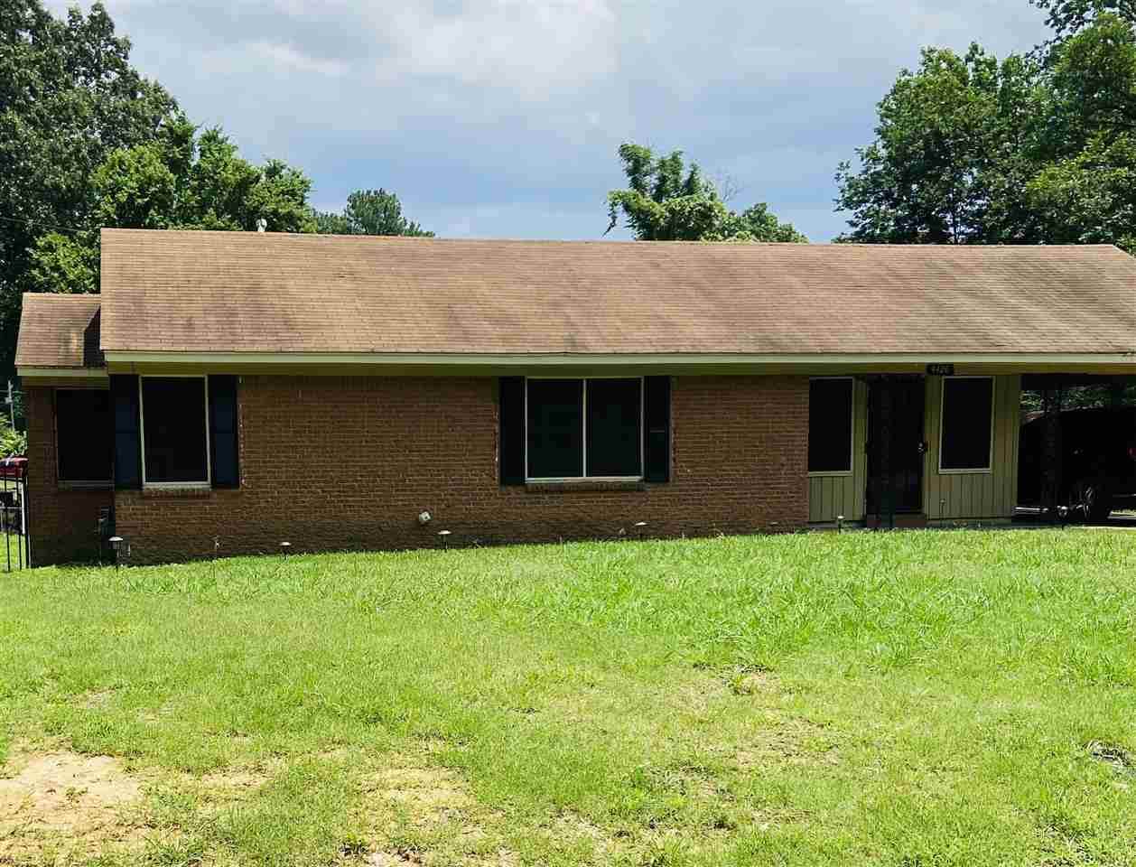 4426 Ernie Dr - Photo 1