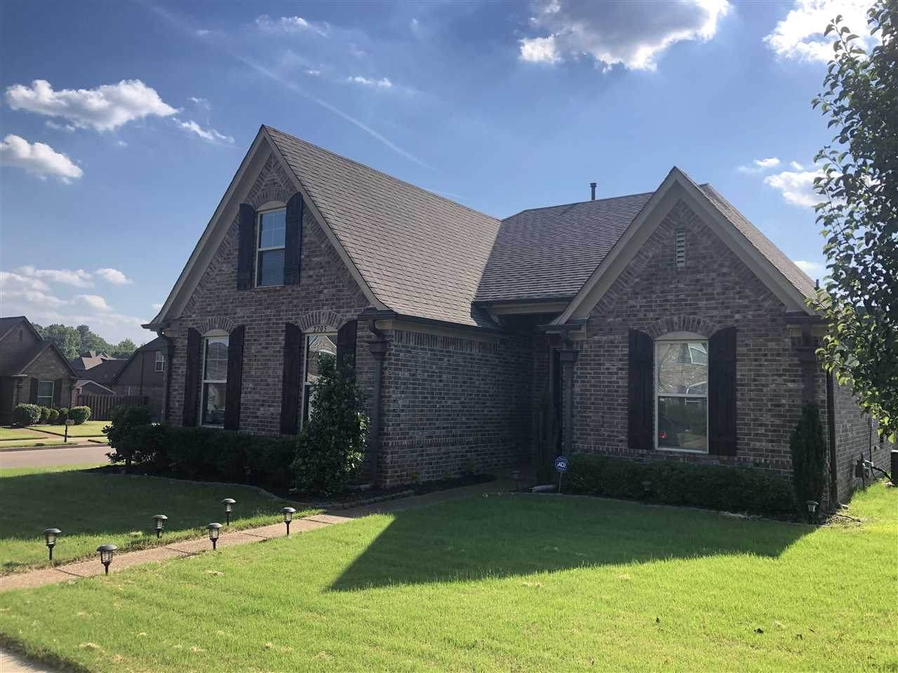 2205 Pendrell Ln - Photo 1