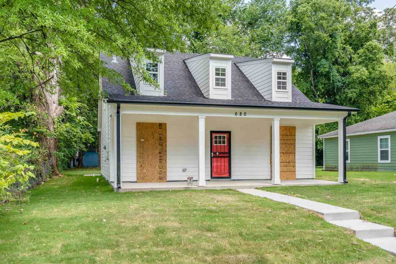 680 Manassas St - Photo 1