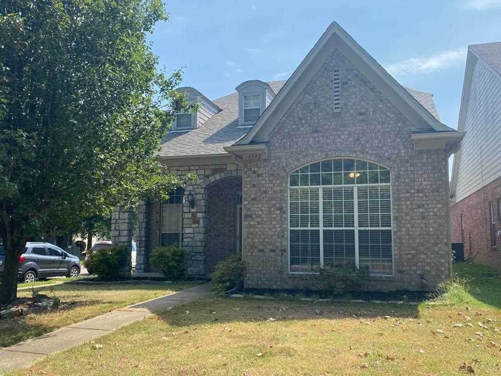 1592 Wynne Dr - Photo 1