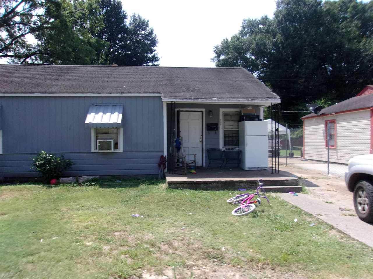4129 Ward Ave - Photo 1