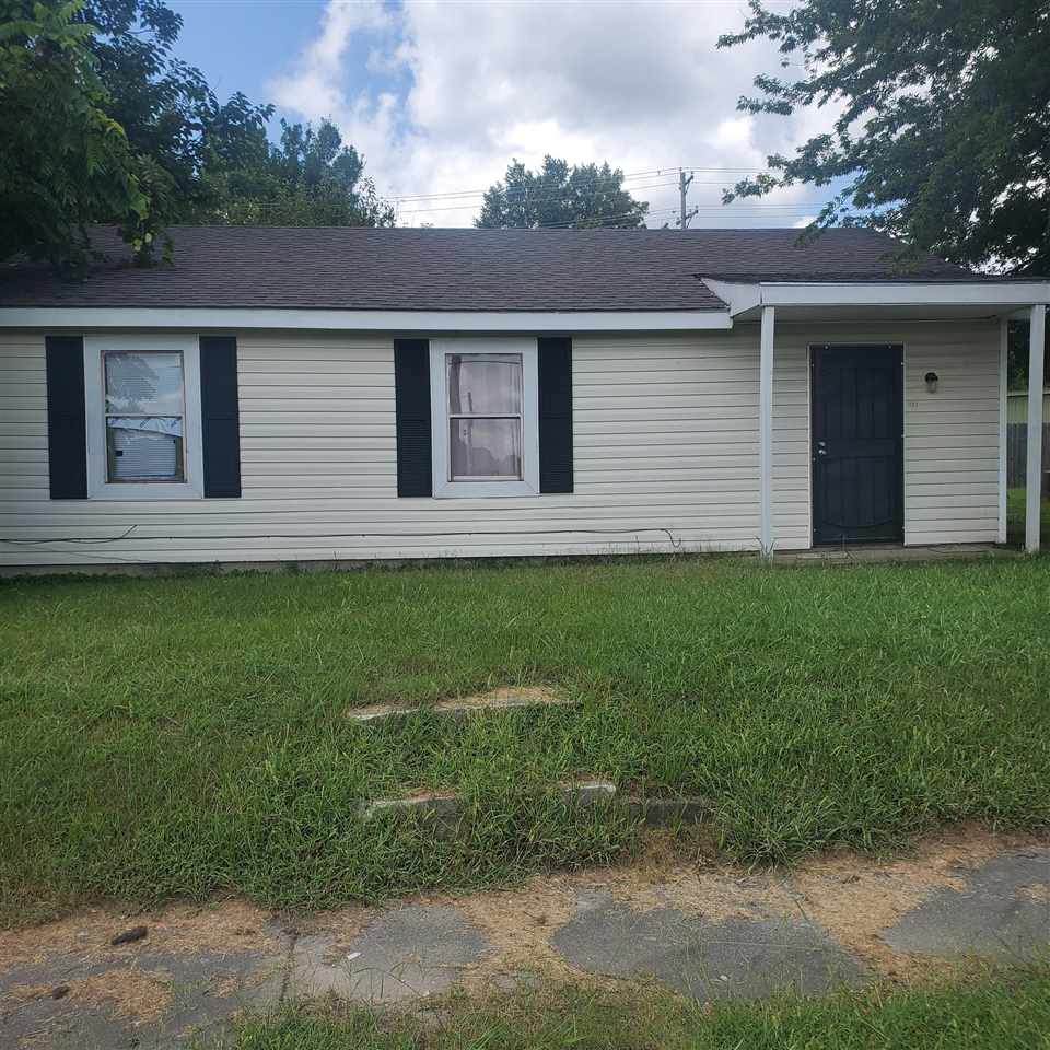 121 James Buchanan Dr - Photo 1