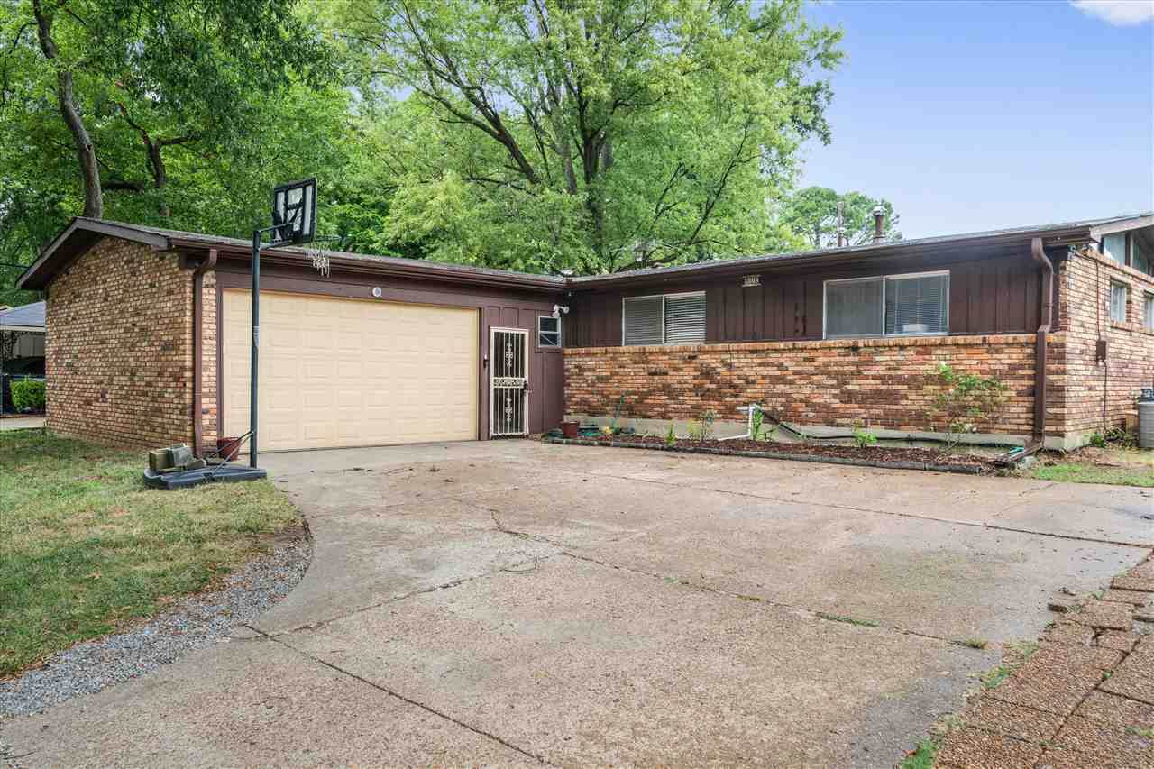 1284 Favell Dr - Photo 1