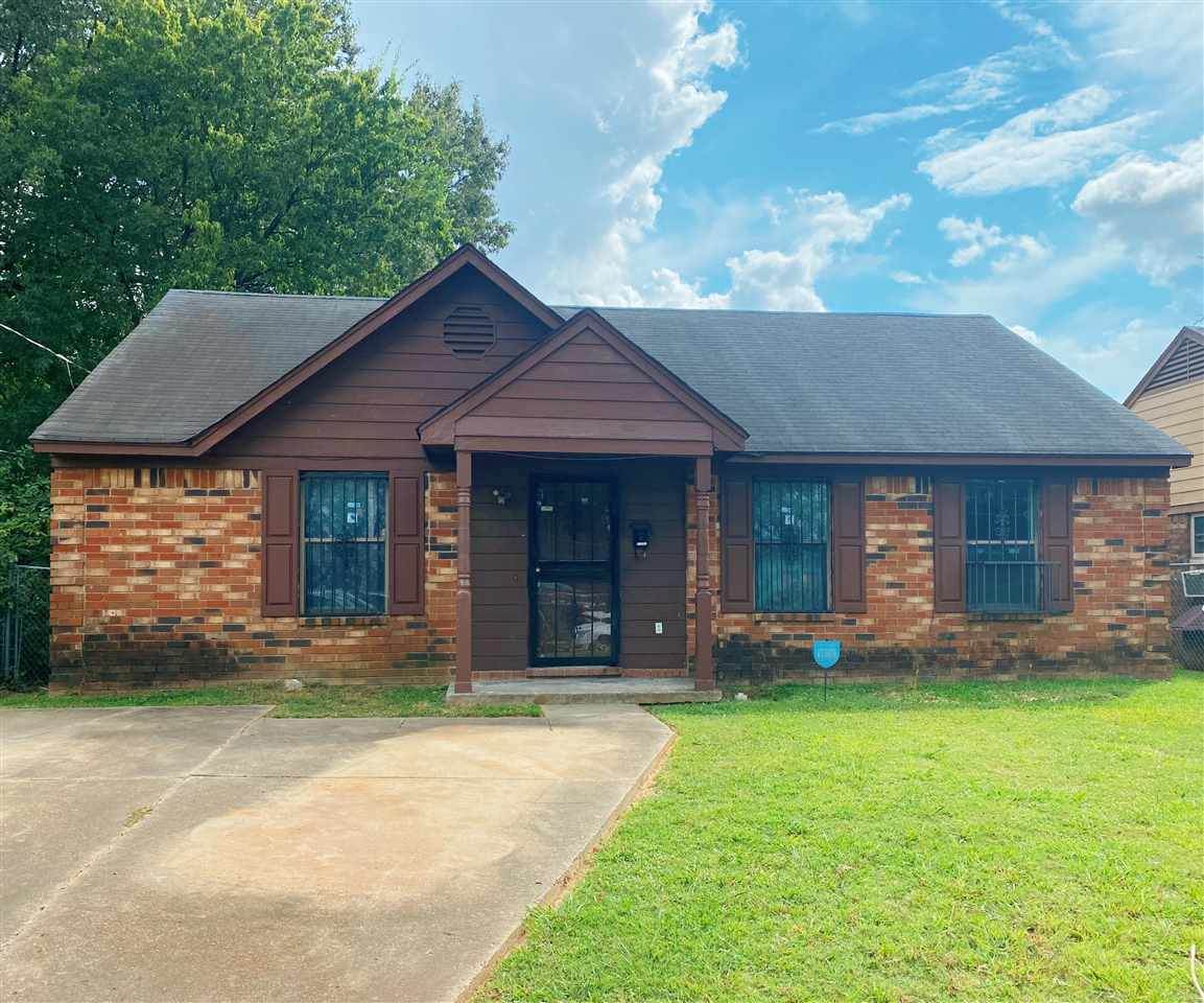 1421 Valse Dr - Photo 1