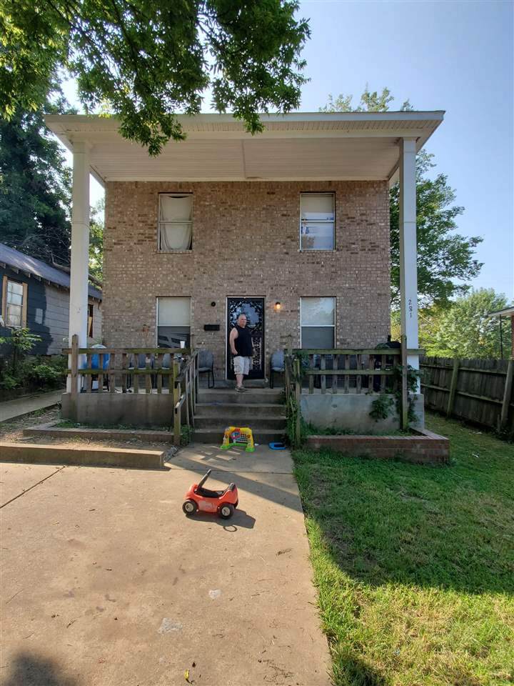 281 Bond Ave - Photo 1