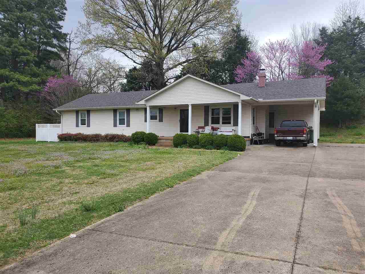 738 American Way - Photo 1