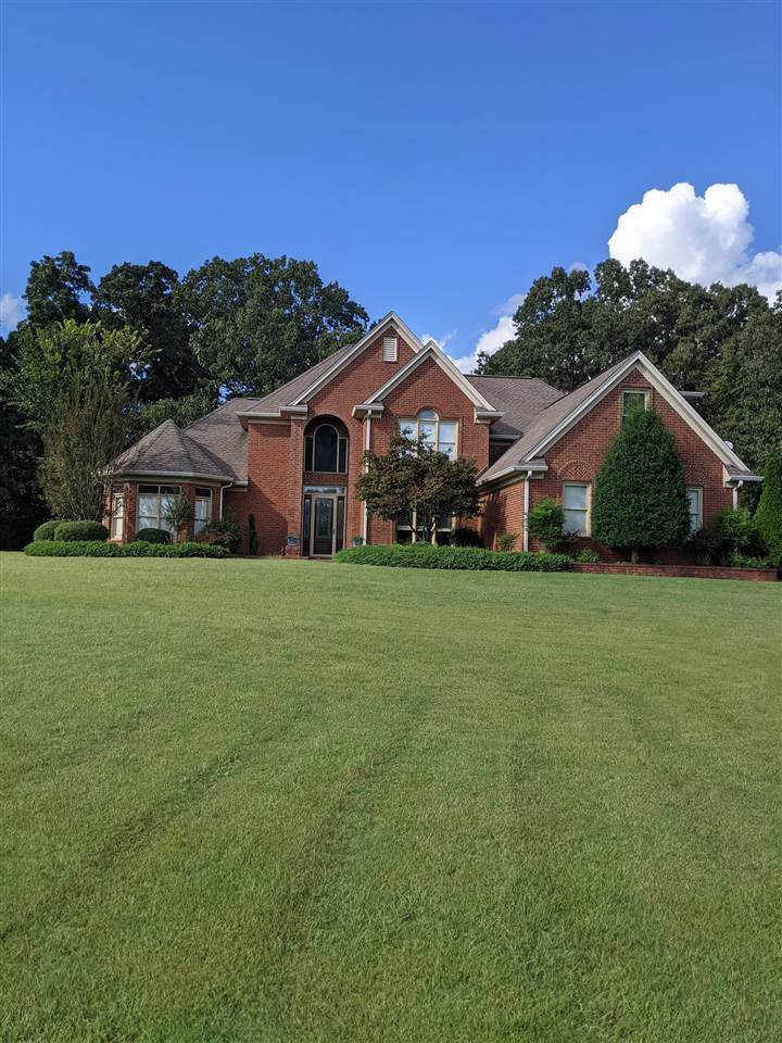 395 Woodsedge Dr - Photo 1