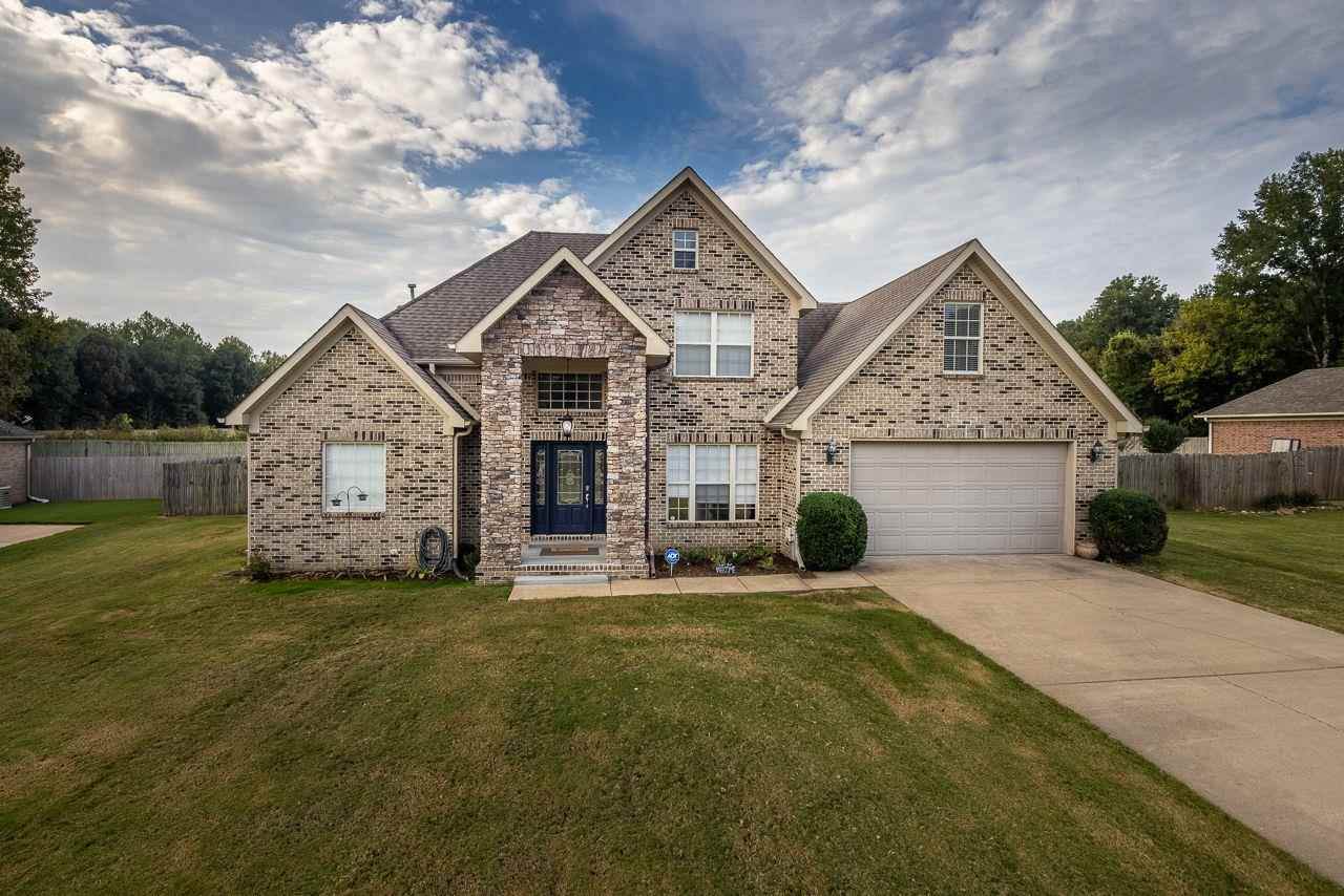 1093 Harmon Dr - Photo 1