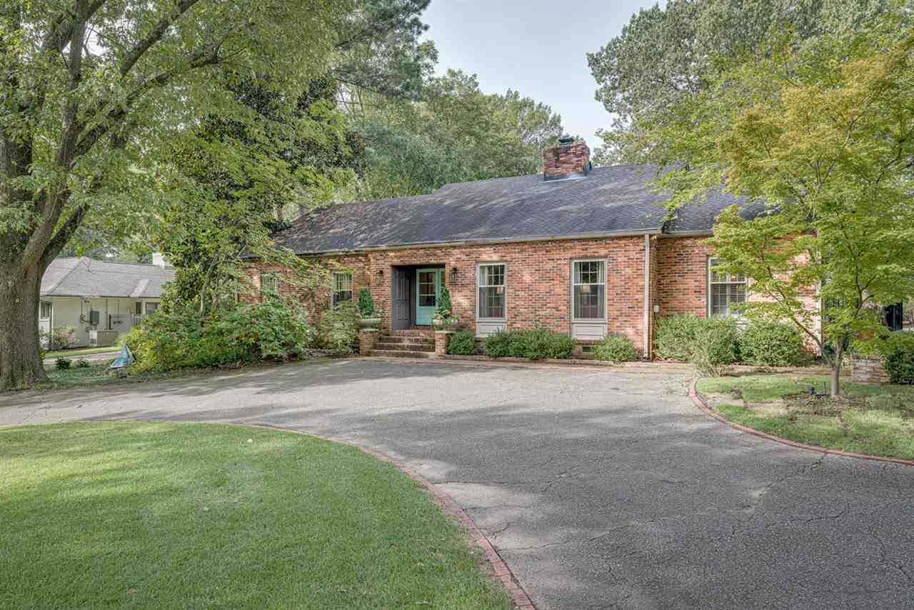 365 Colonial Rd - Photo 1