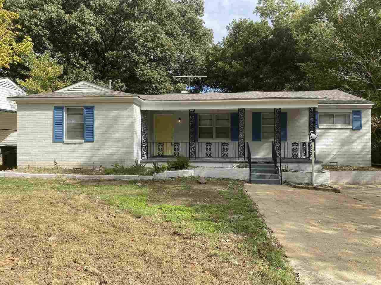 3676 Suzanne Dr - Photo 1
