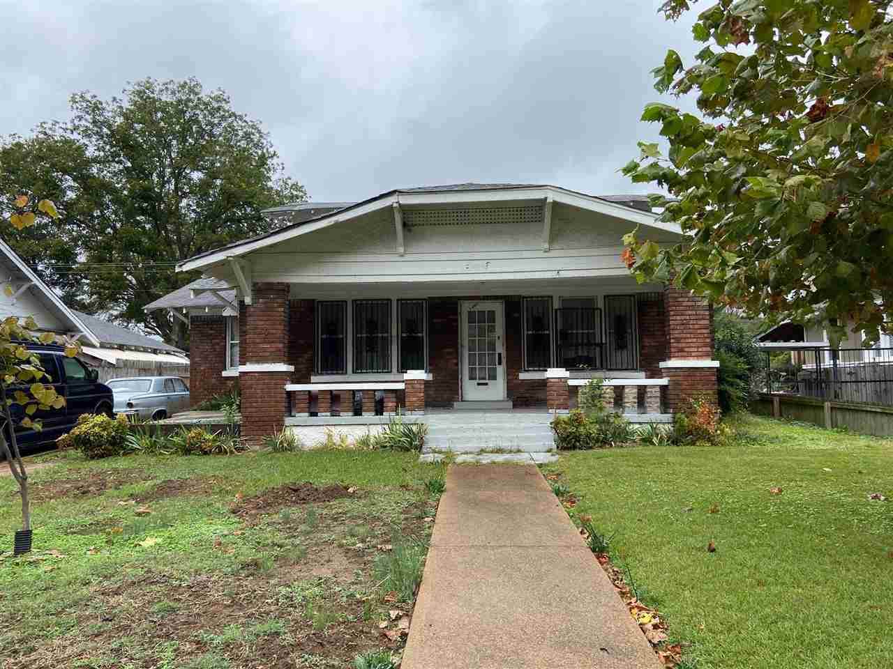 1884 Nelson Ave - Photo 1
