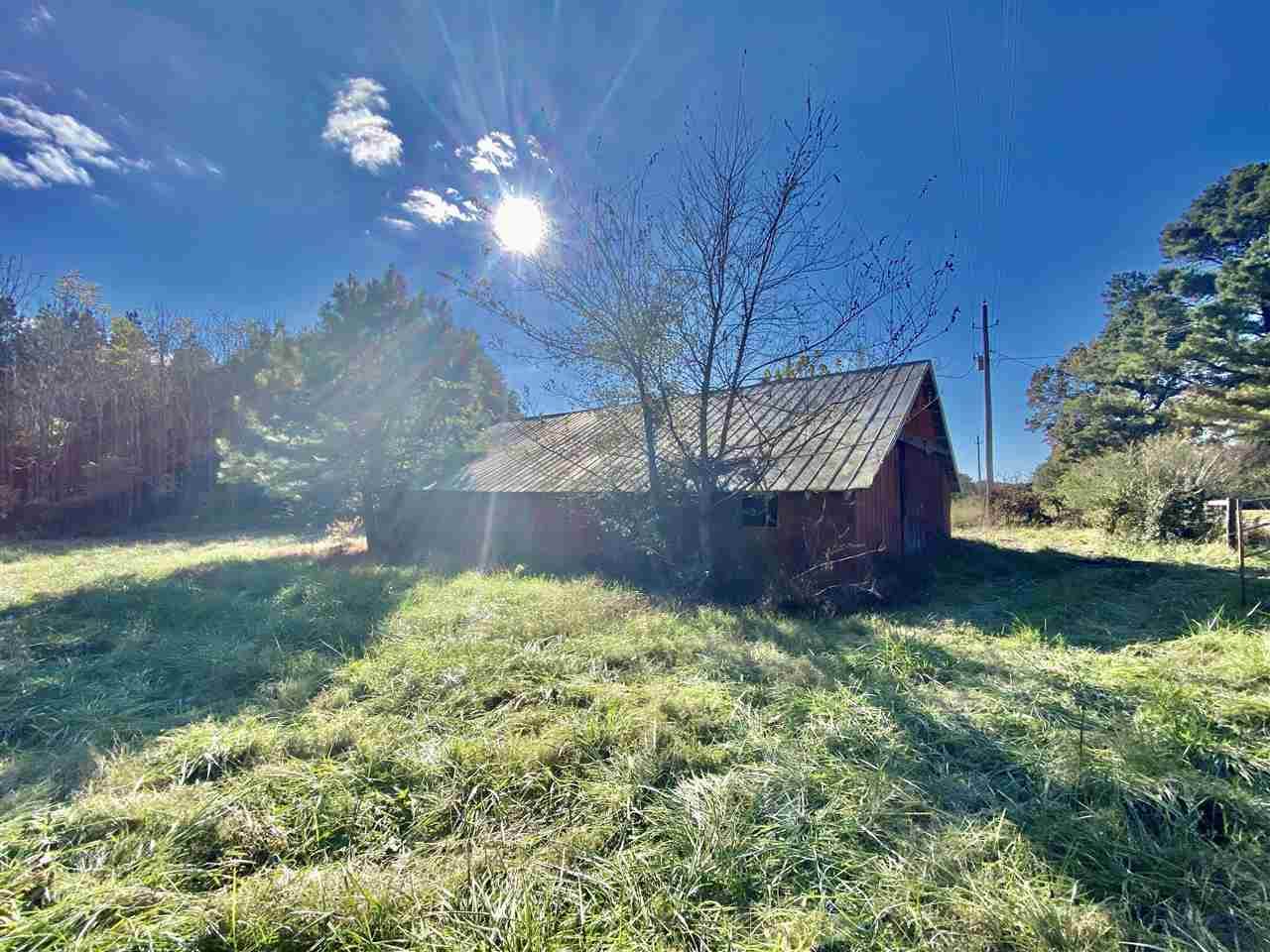 +/-90 Watkins Dr - Photo 1