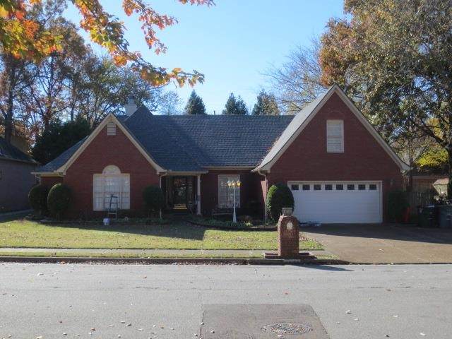 1825 Cheshunt Ln - Photo 1