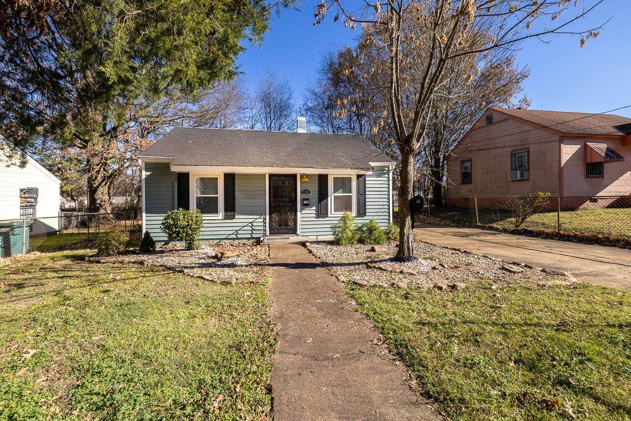 730 Carpenter St - Photo 1
