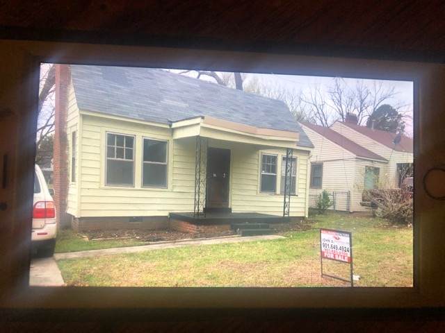 681 Davant Ave - Photo 1
