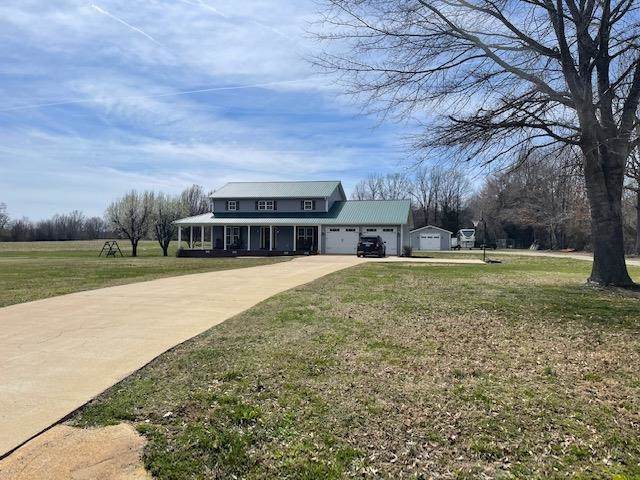 360 Breeden Ln - Photo 1