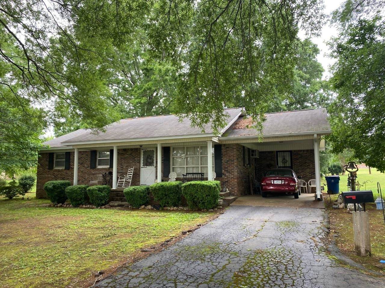 141 Austin St - Photo 1