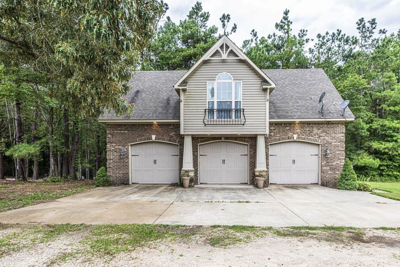 9729 Mcquiston Rd - Photo 1