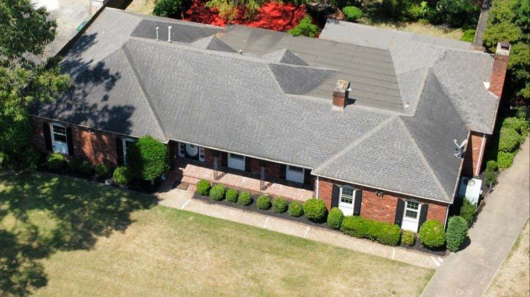 1089 Oak Ridge Dr - Photo 1