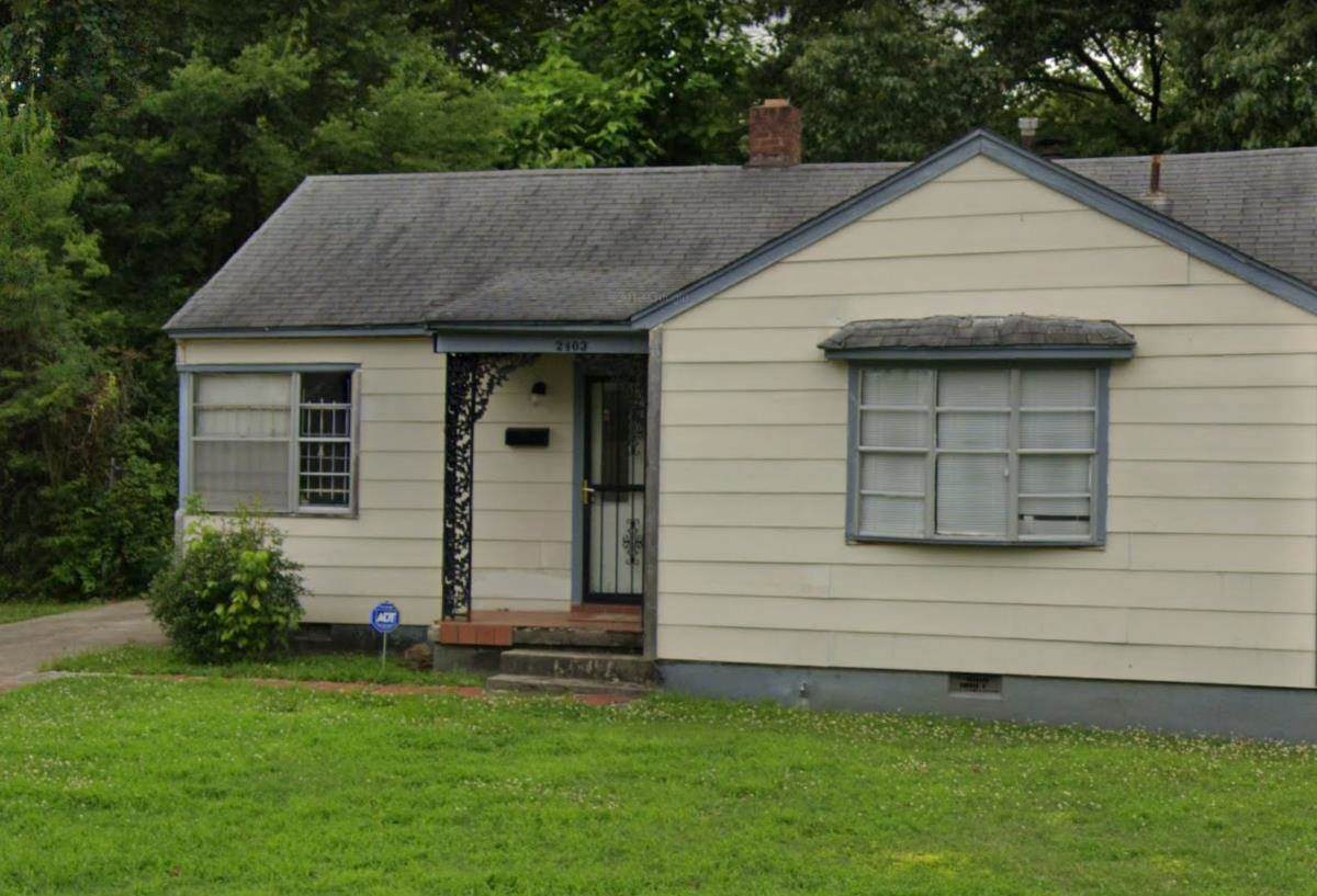 2403 Gentry Ave - Photo 1