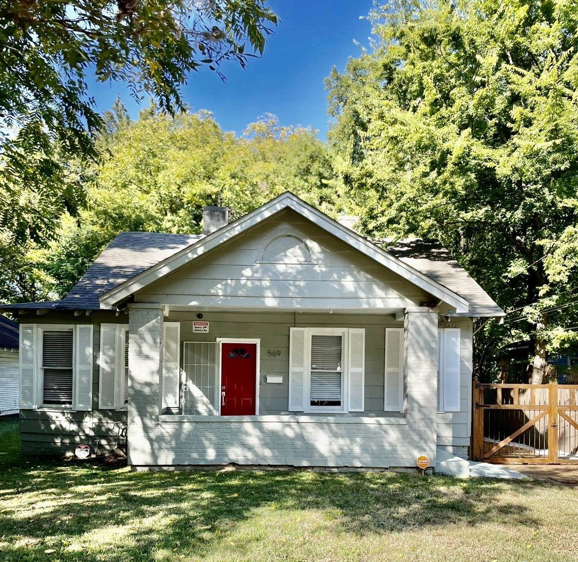 569 Lundee St - Photo 1