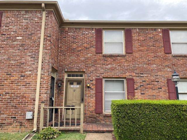 1221 Chamberlain Dr - Photo 1