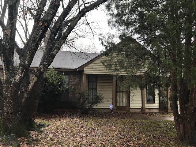 2469 Labonte Dr - Photo 1