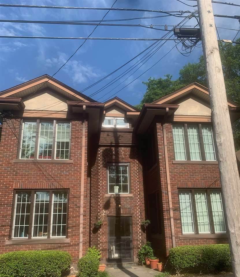 56 Mclean Blvd - Photo 1