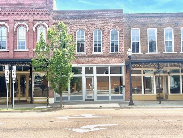 103 Market St - Photo 1