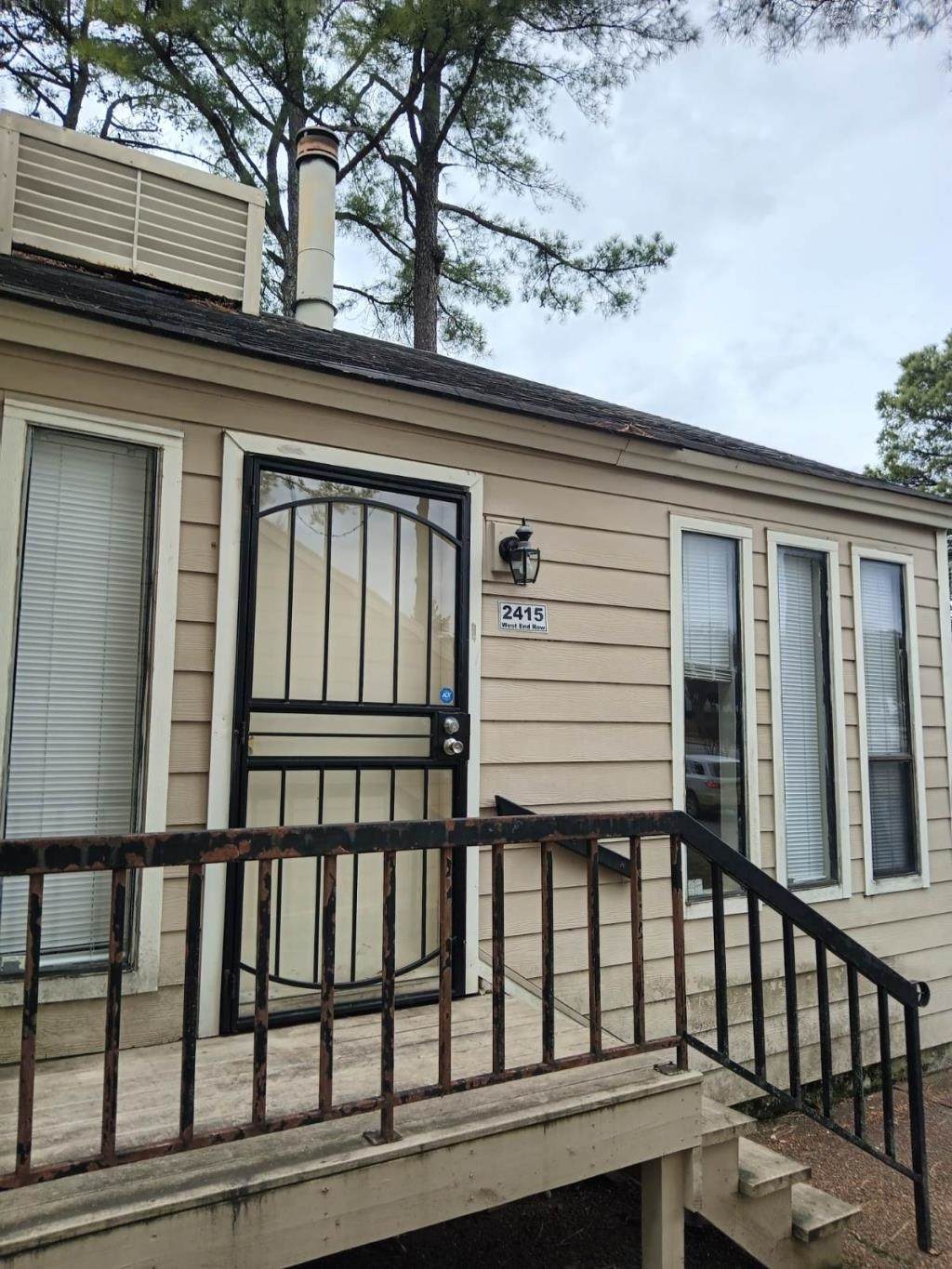 2415 West End Row - Photo 1