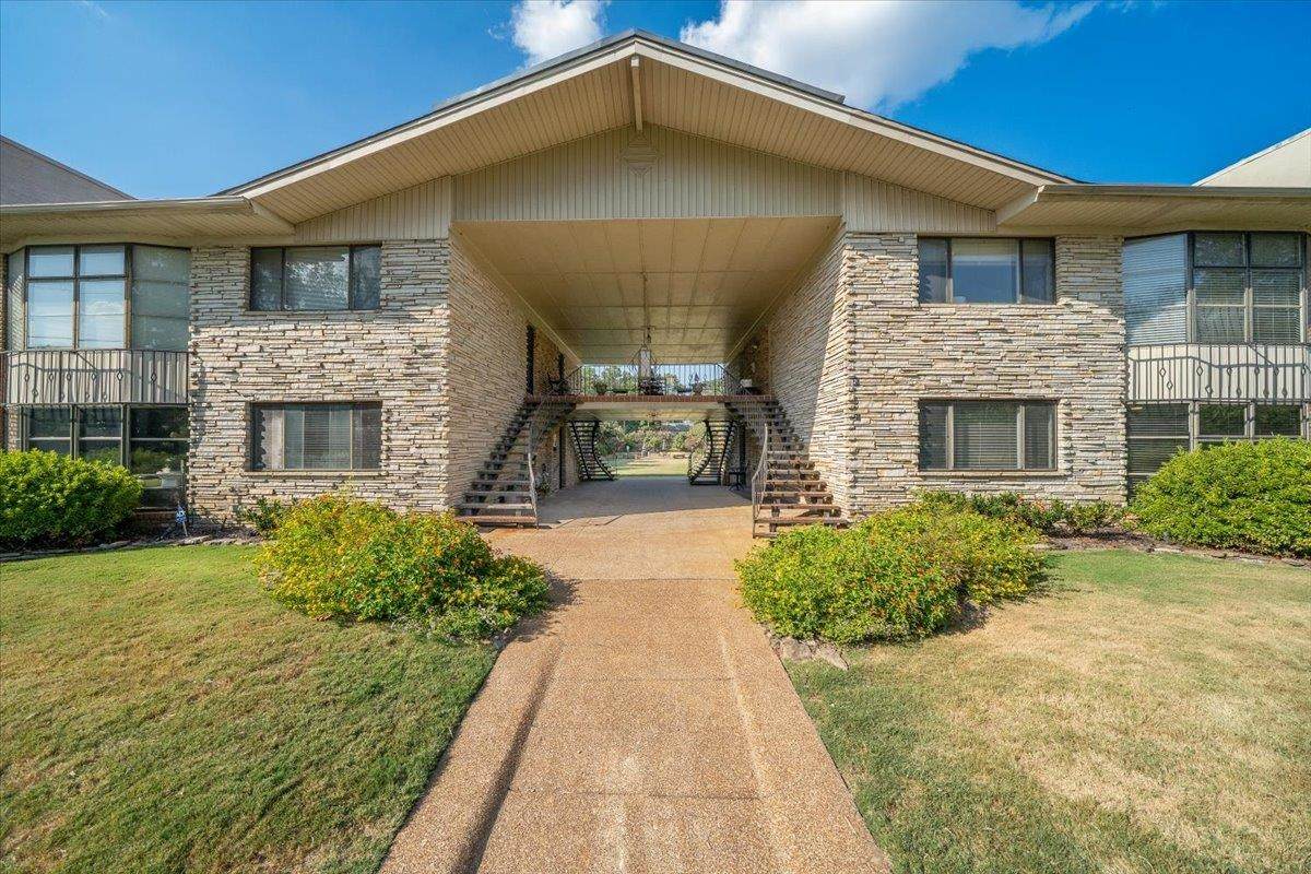 4400 Poplar Ave - Photo 1