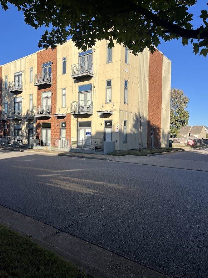 600 Tennessee St - Photo 1