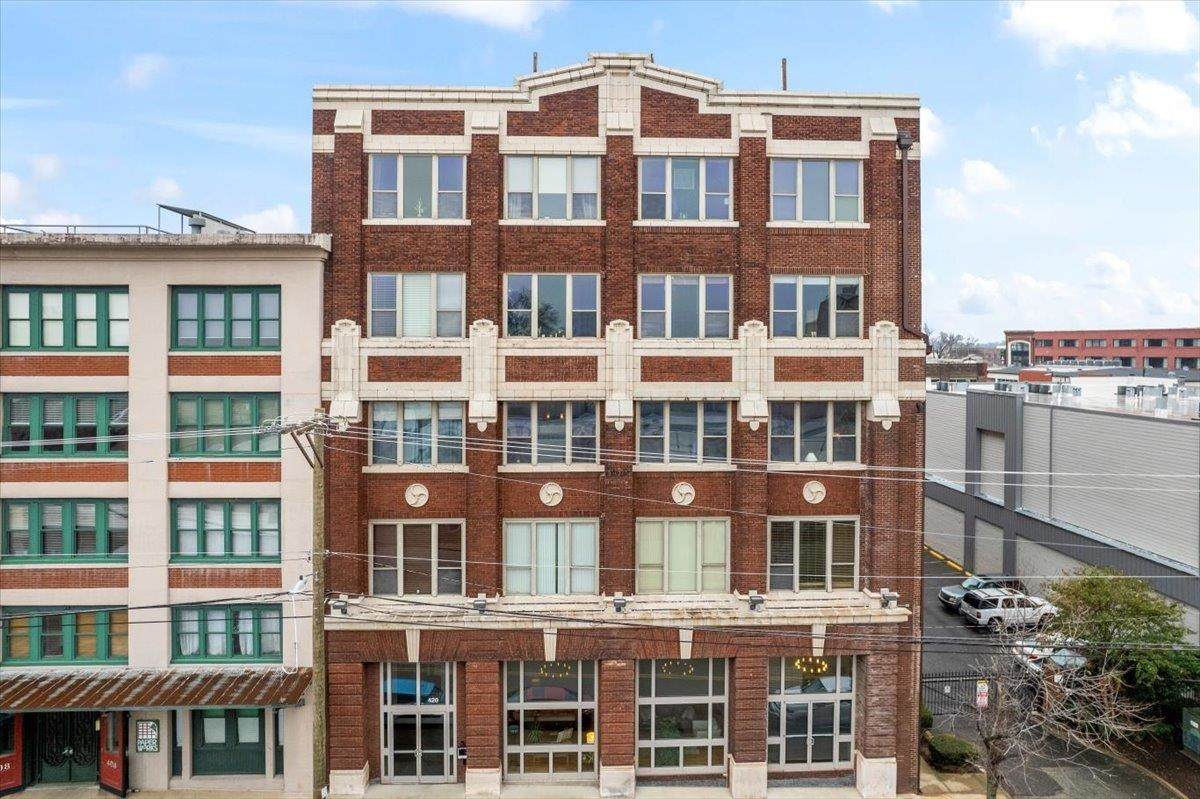 420 Front St - Photo 1