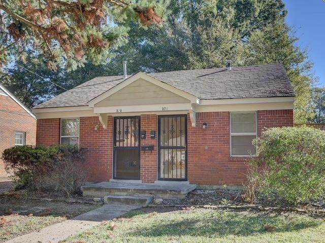 370 Fenwick Rd - Photo 1